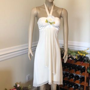 A. Byer sleeveless Tropical flower Cream dress